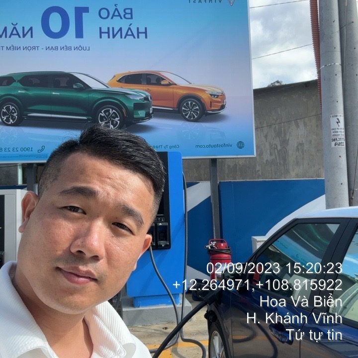 Tứ tự tin