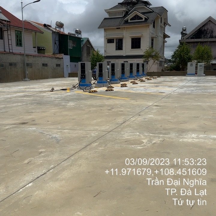 Tứ tự tin