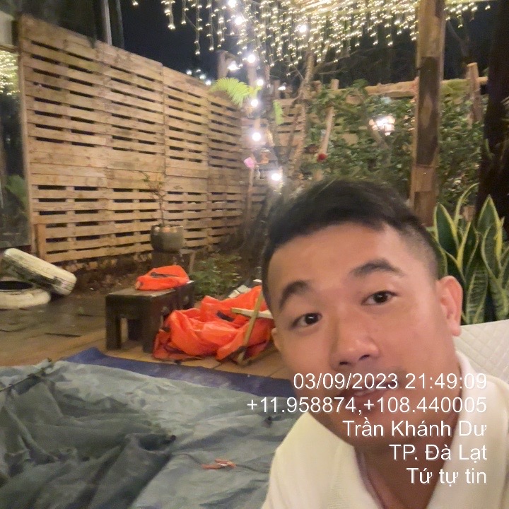 Tứ tự tin