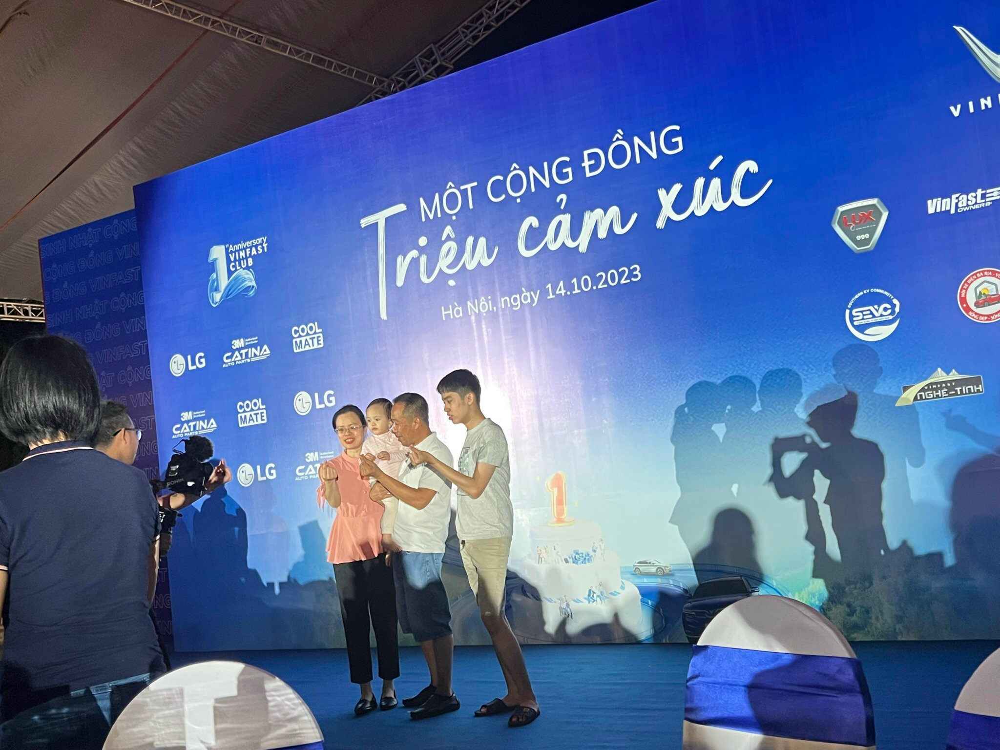 CB8D21F8-E888-4177-B62D-809BCB0CA978