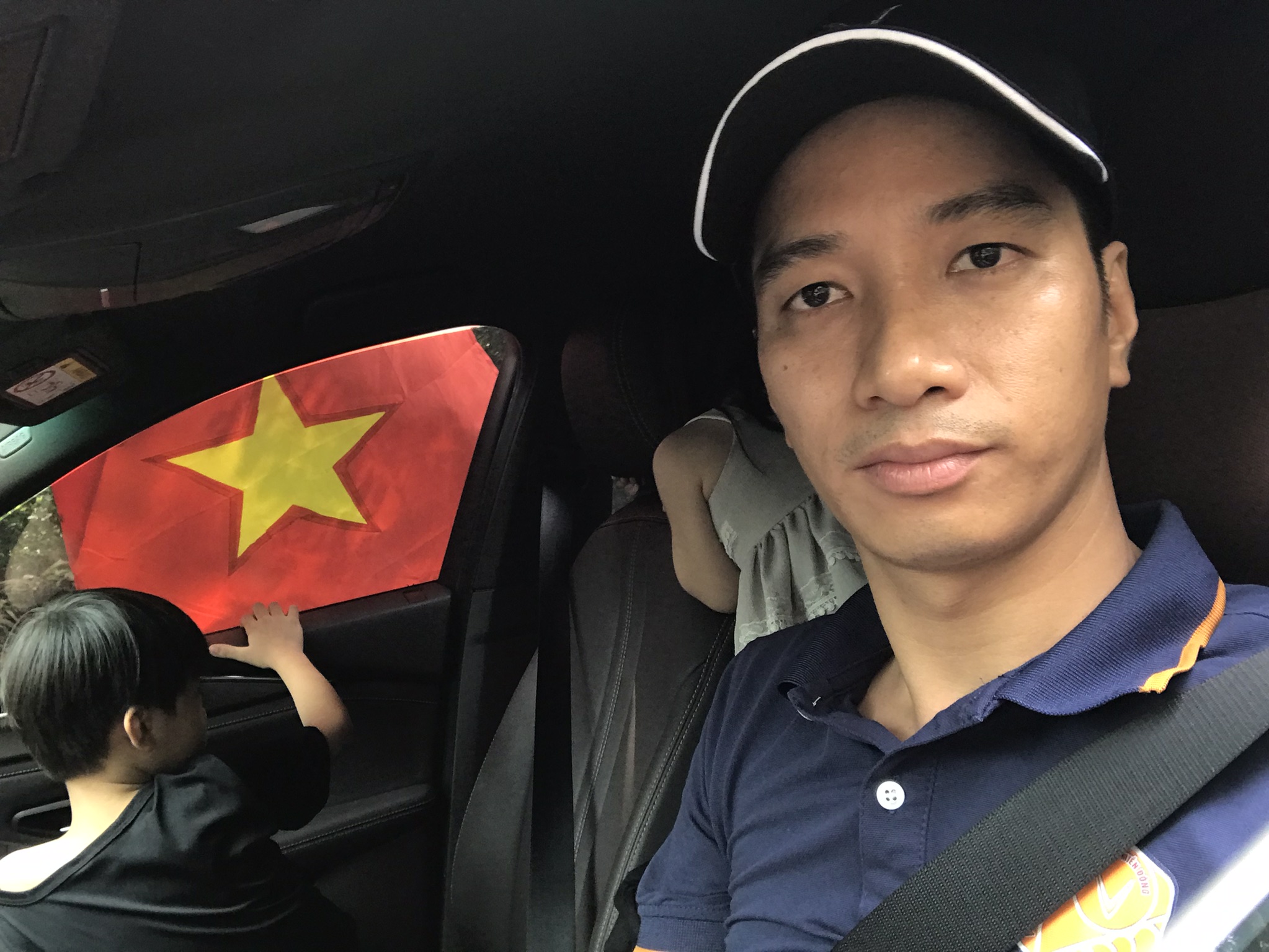 40E19012-EFAA-4D87-B210-6E6172CC6B0E