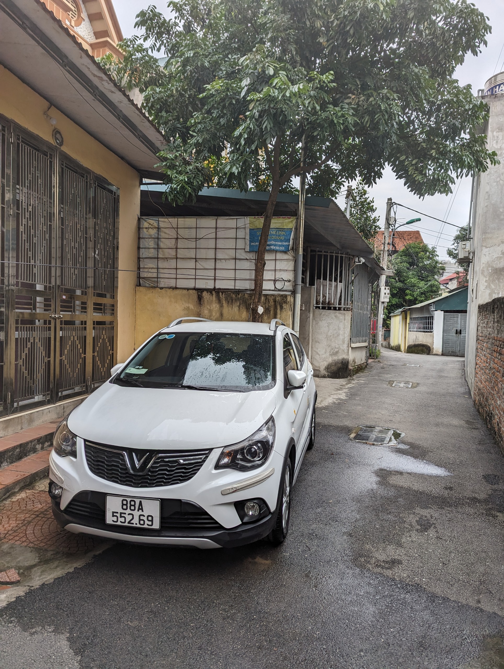 z5025870662011_8686089d4eb55a30c6b8f78c77fe240c