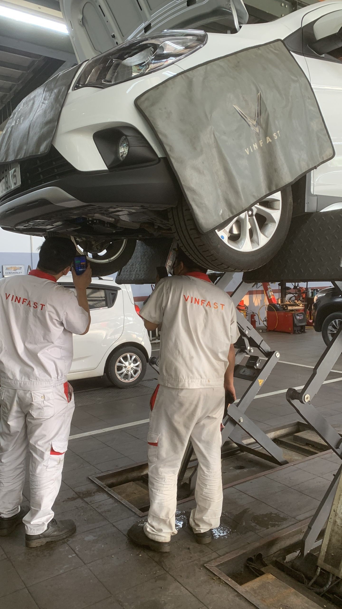 z5014678586136_5e940a0e8dd23918b31bb5520bc39b7e