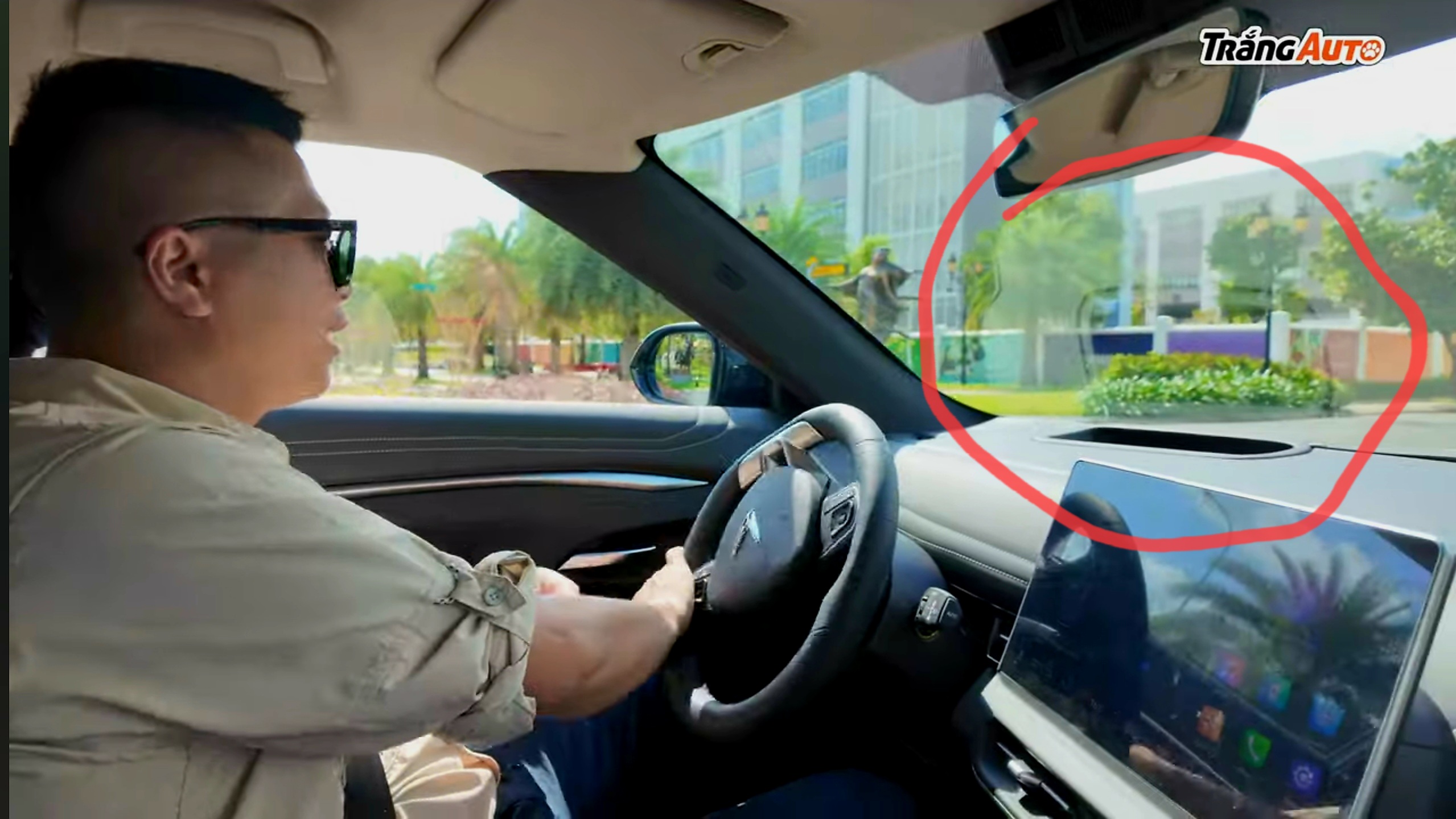 Screenshot_20231202_111137_YouTube