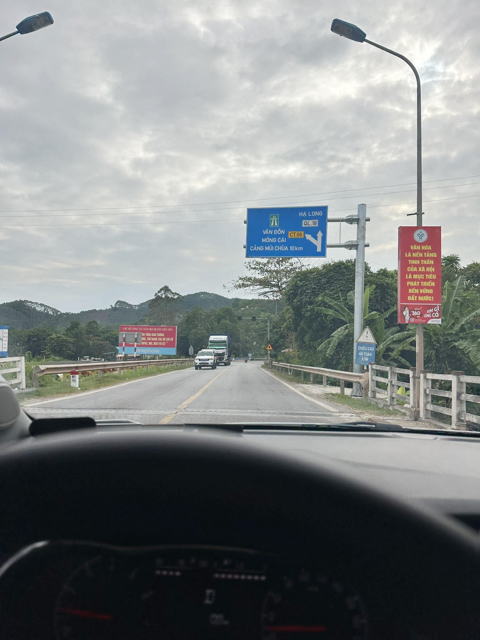 393777172_2075827852767354_3115642024465334417_n