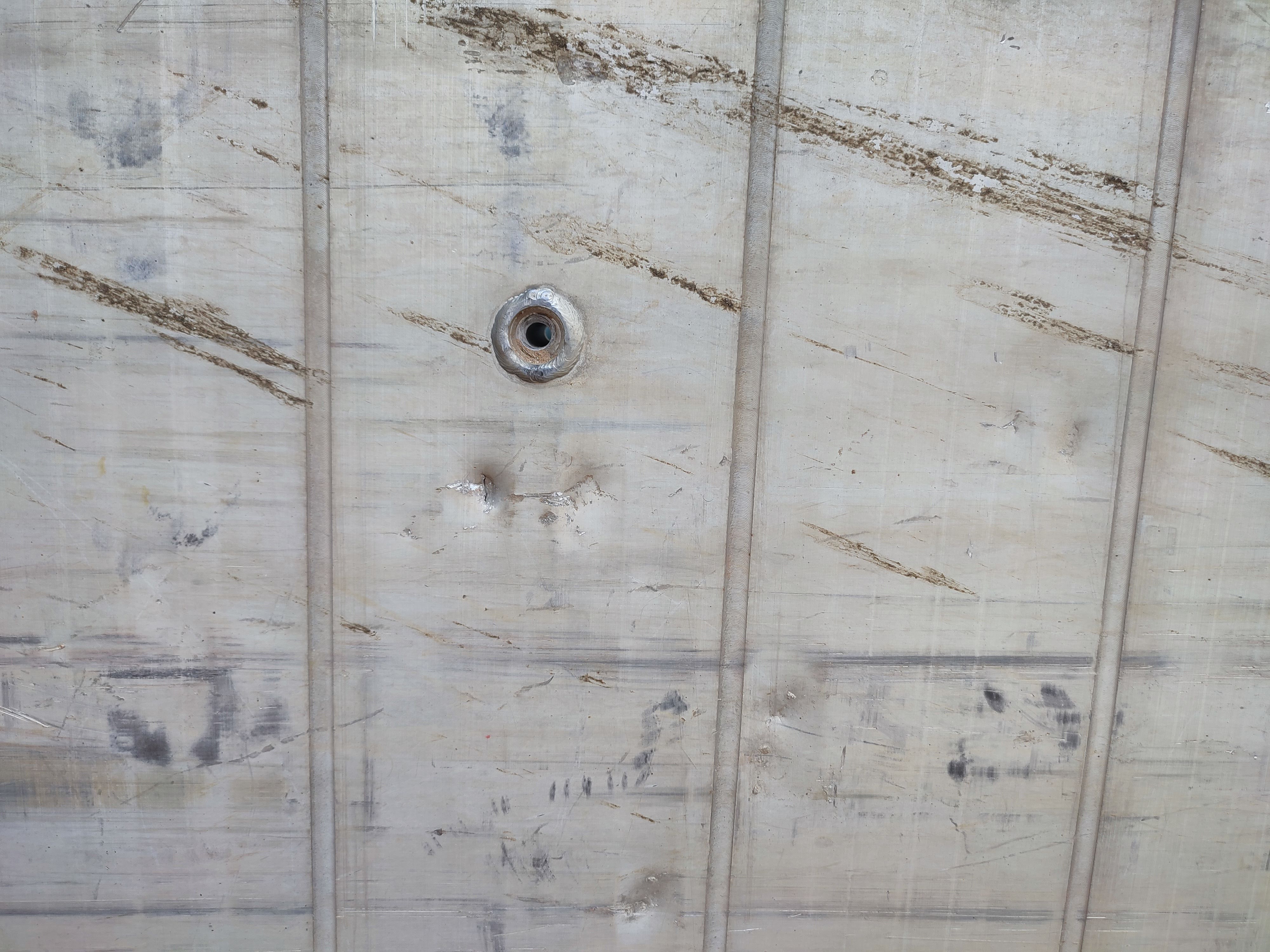 Vet nut tren housing