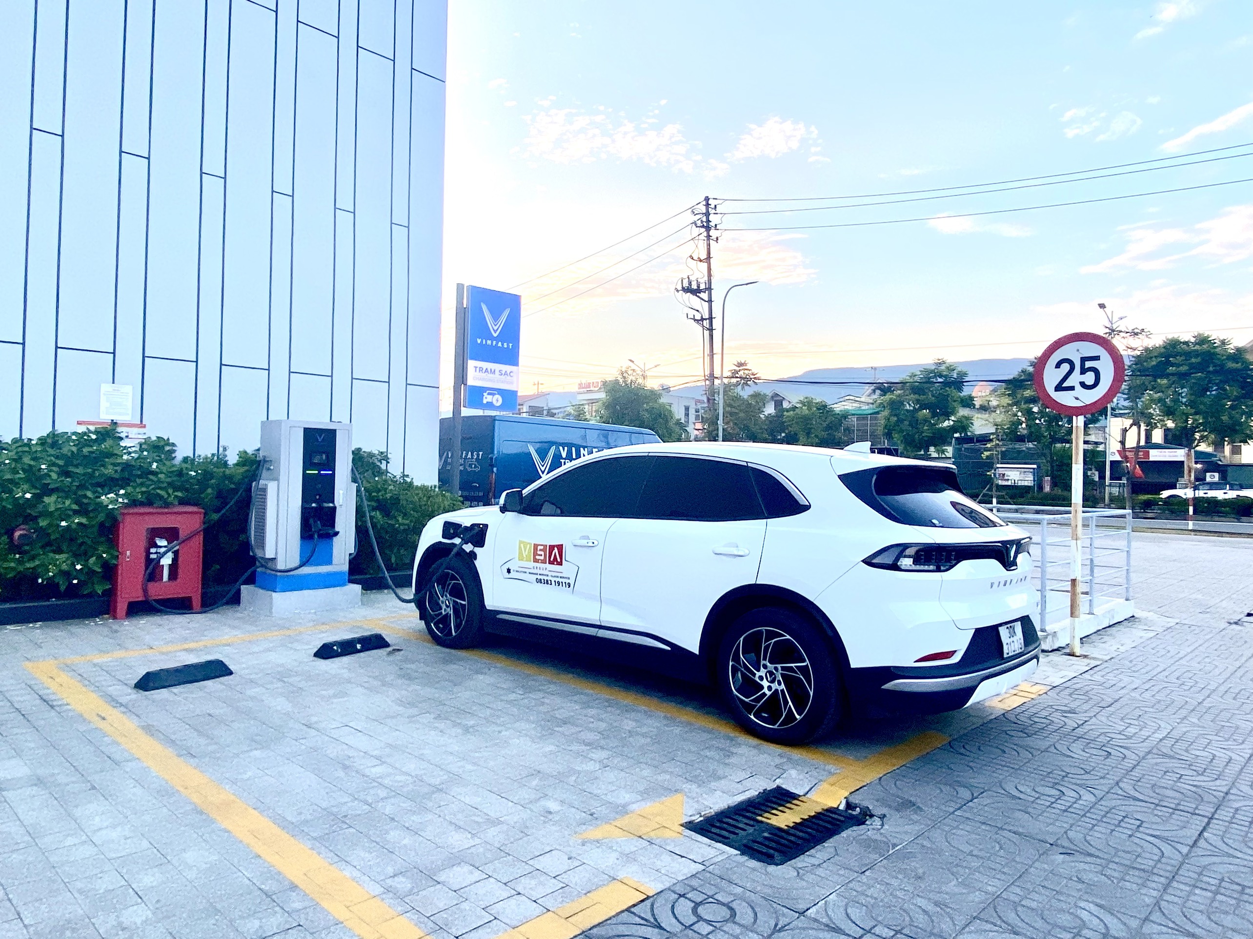 z5035563036628_07659c52fd404c229425d0142dbae47d