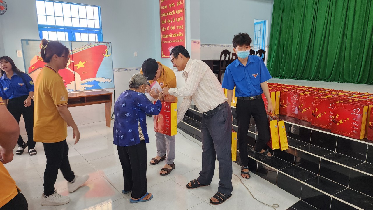 z5113041397068_ac06c74cb9c26b100890408cb12d5deb