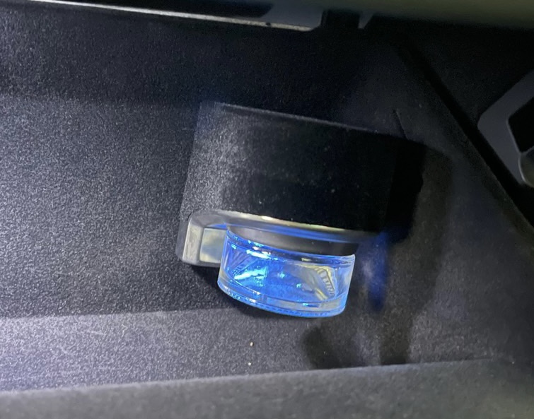 49F4EB41-5DCE-45DA-BA18-8798D64F4E73