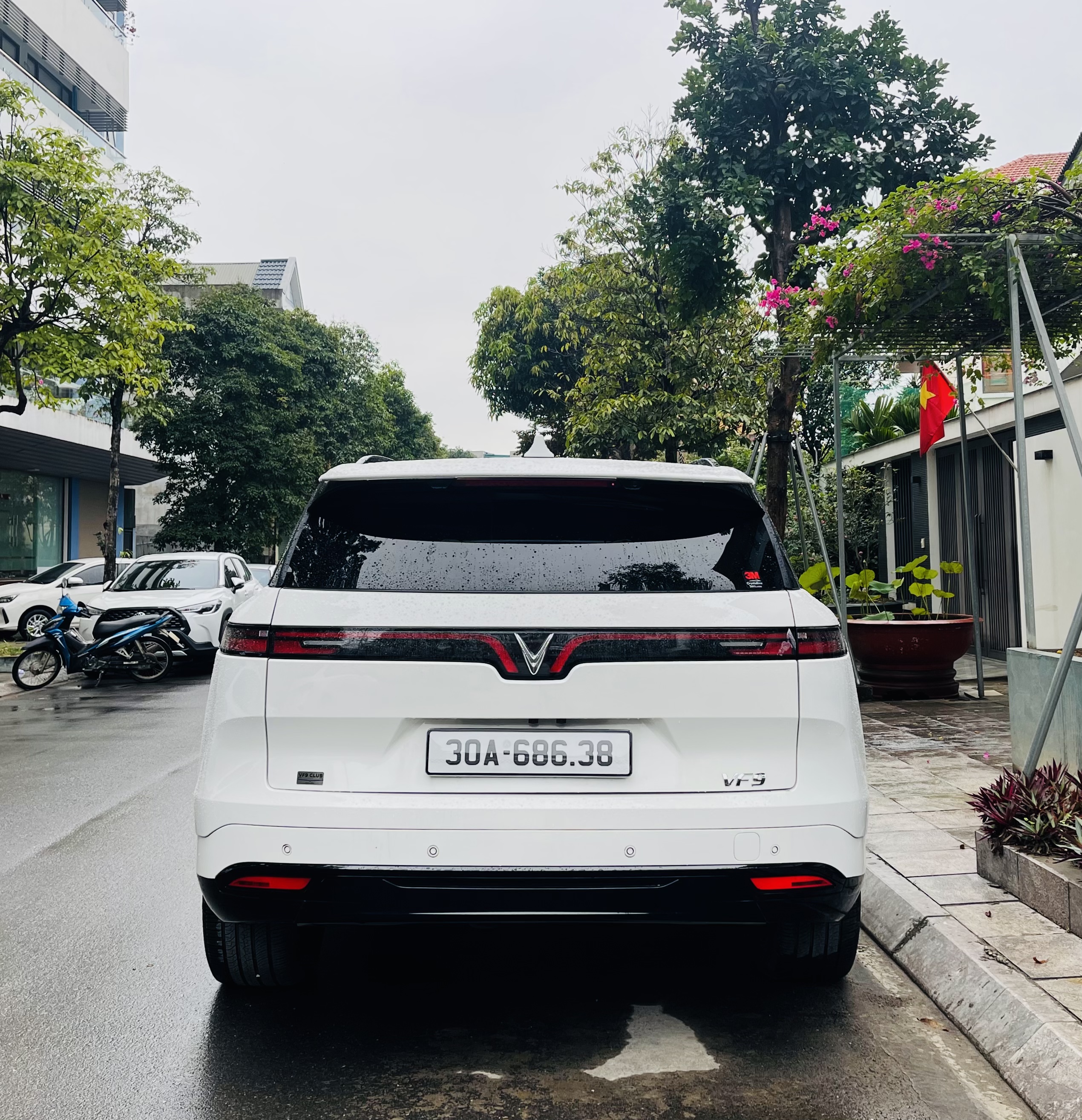 237F7E5C-CD01-4B24-881A-2661C79AD95A