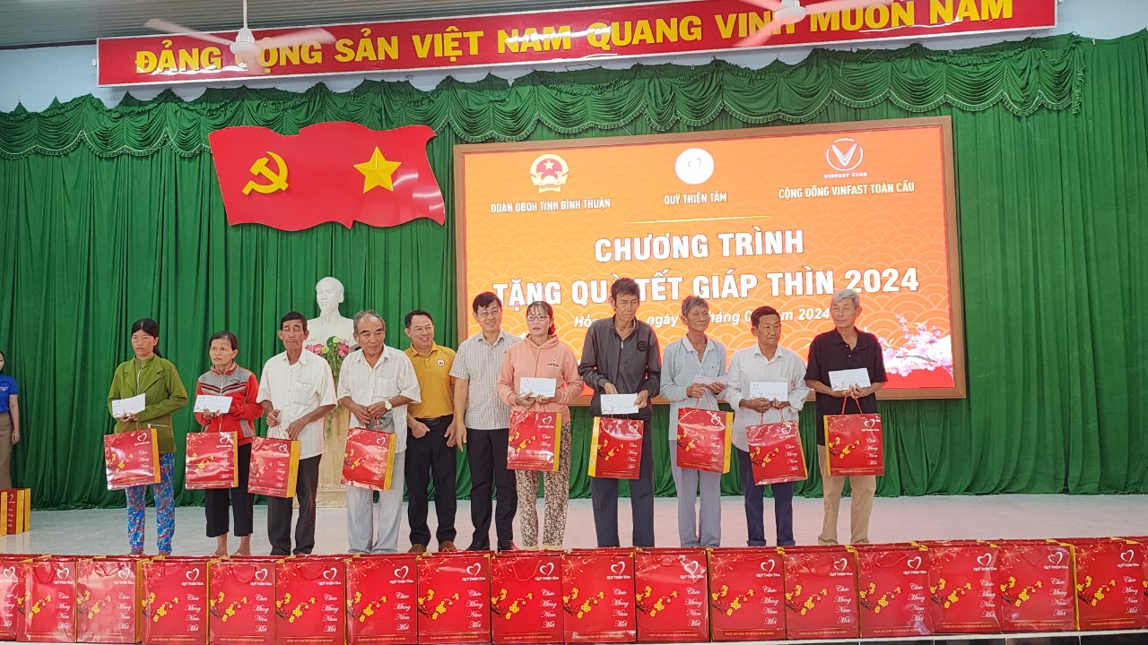 z5113043096715_bcb56fb62a5a827dd04e1c2f8bf85ca4