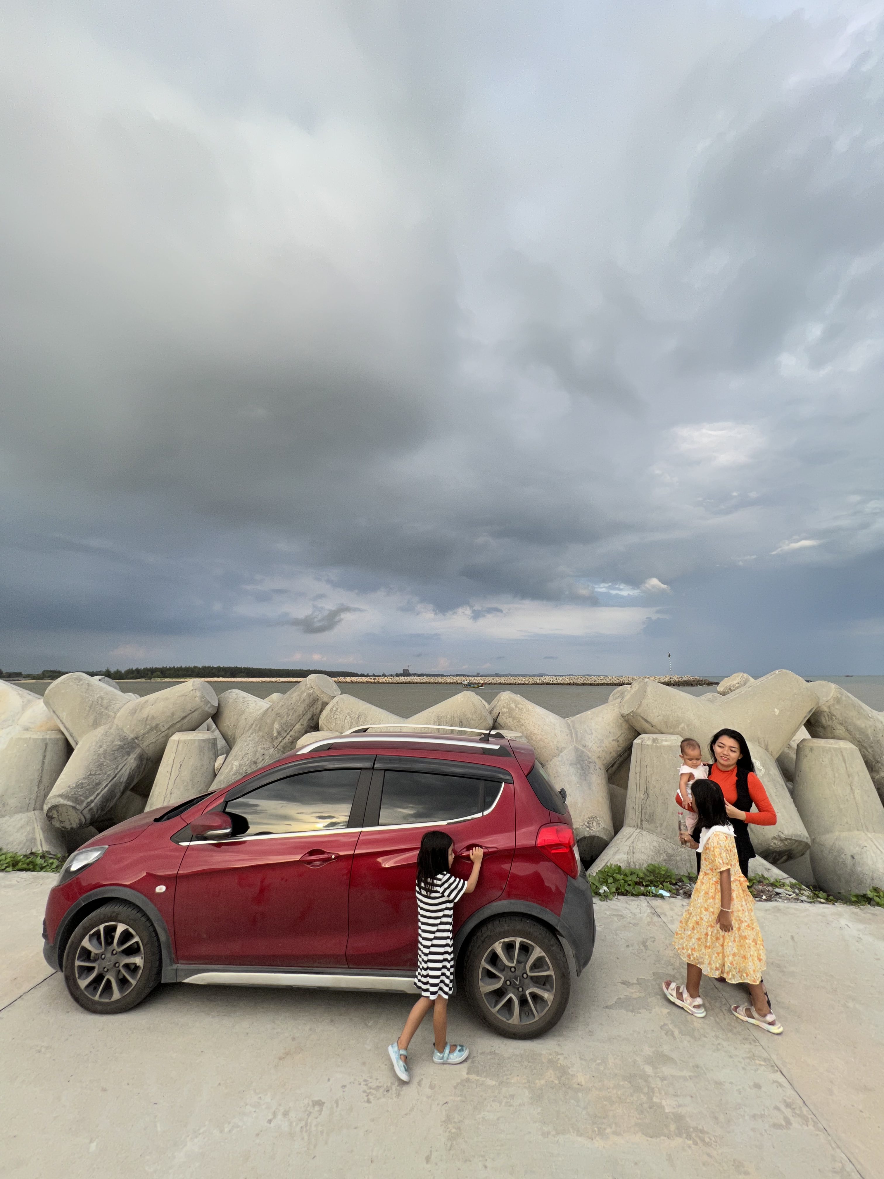 628FAD5B-2255-4BF2-910A-6002A1A5299F