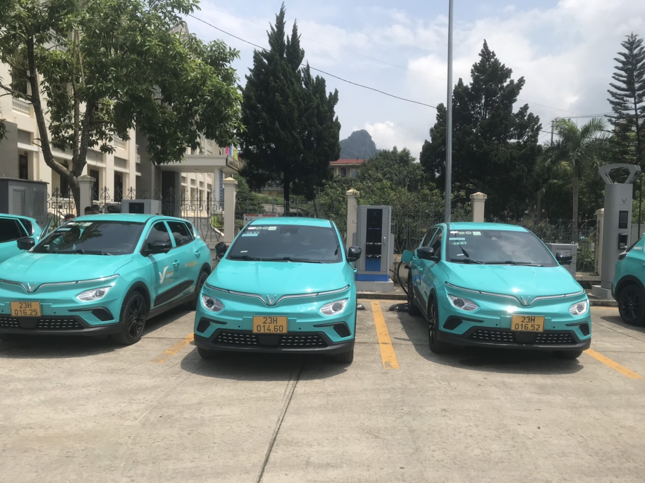 z5556791443886_c331aad253fc810dc1994db1d9666424