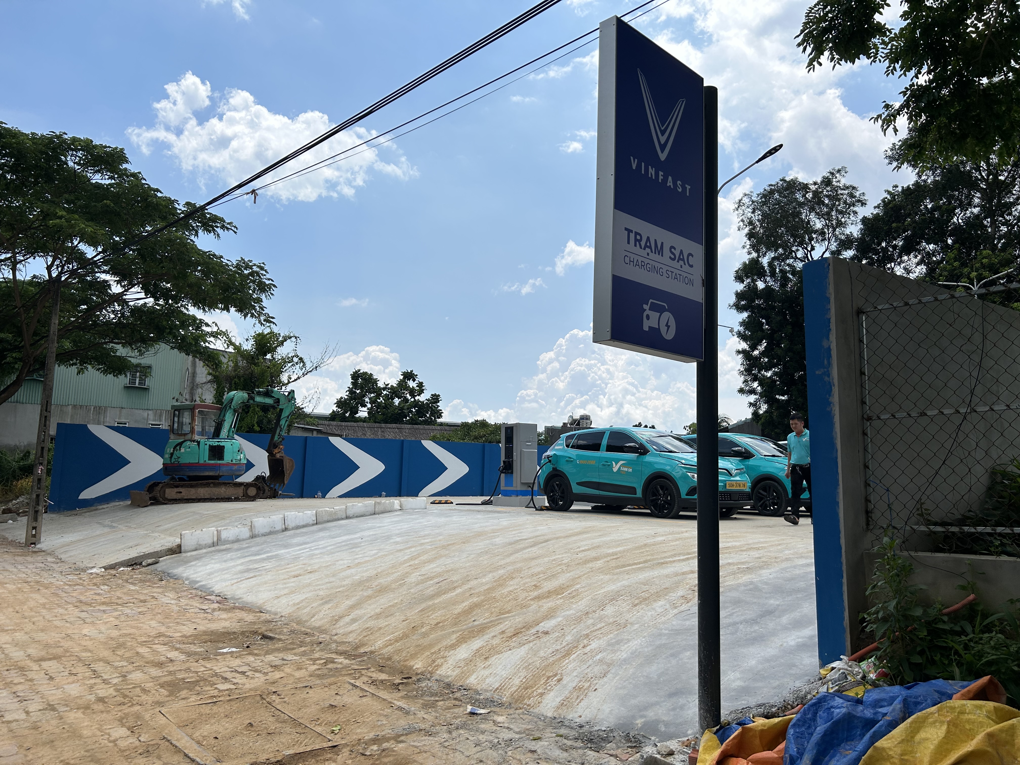 33807DC5-0F1A-423E-A751-64D7F0AFCEED