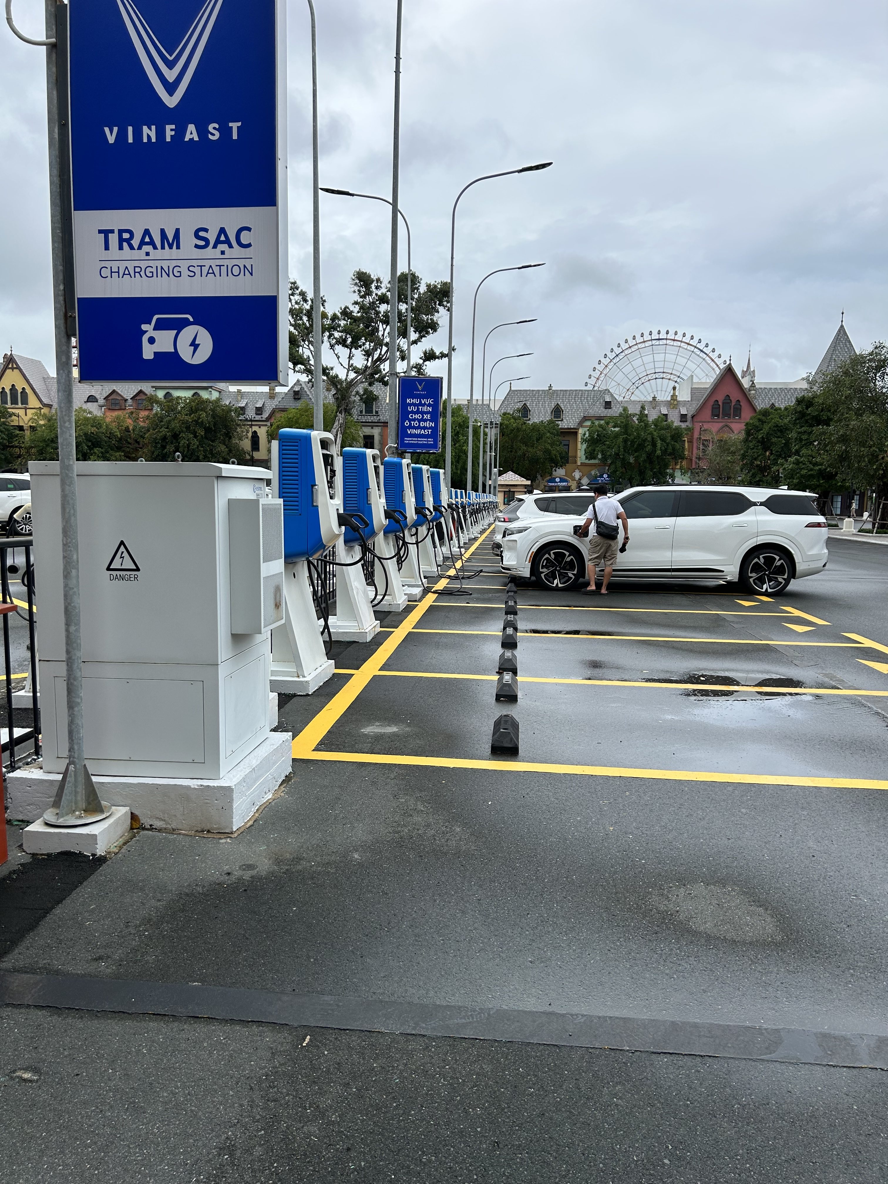 34FE700E-6D38-48B7-86DA-FDBA0E81CCCD