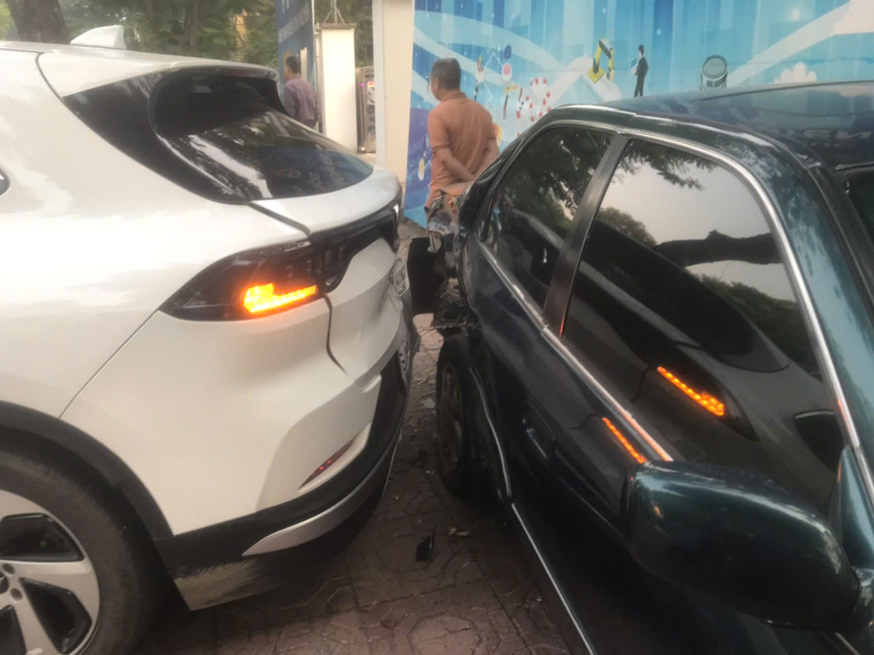 z6034146089432_1cc501ee30b6f717275b7f7a4a951bd3