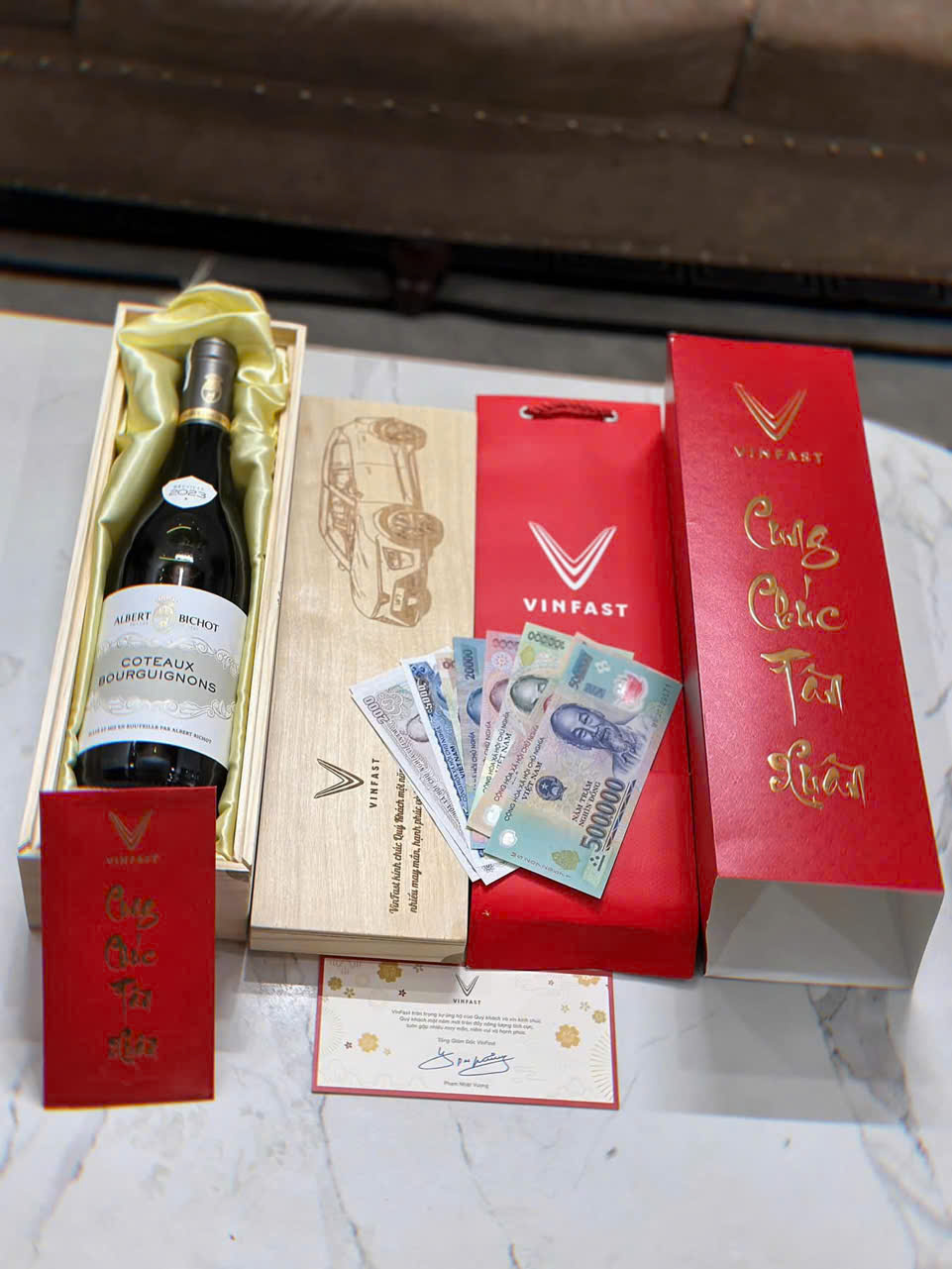 z6186376877987_40cb1644b95717b9210e438605afe51b