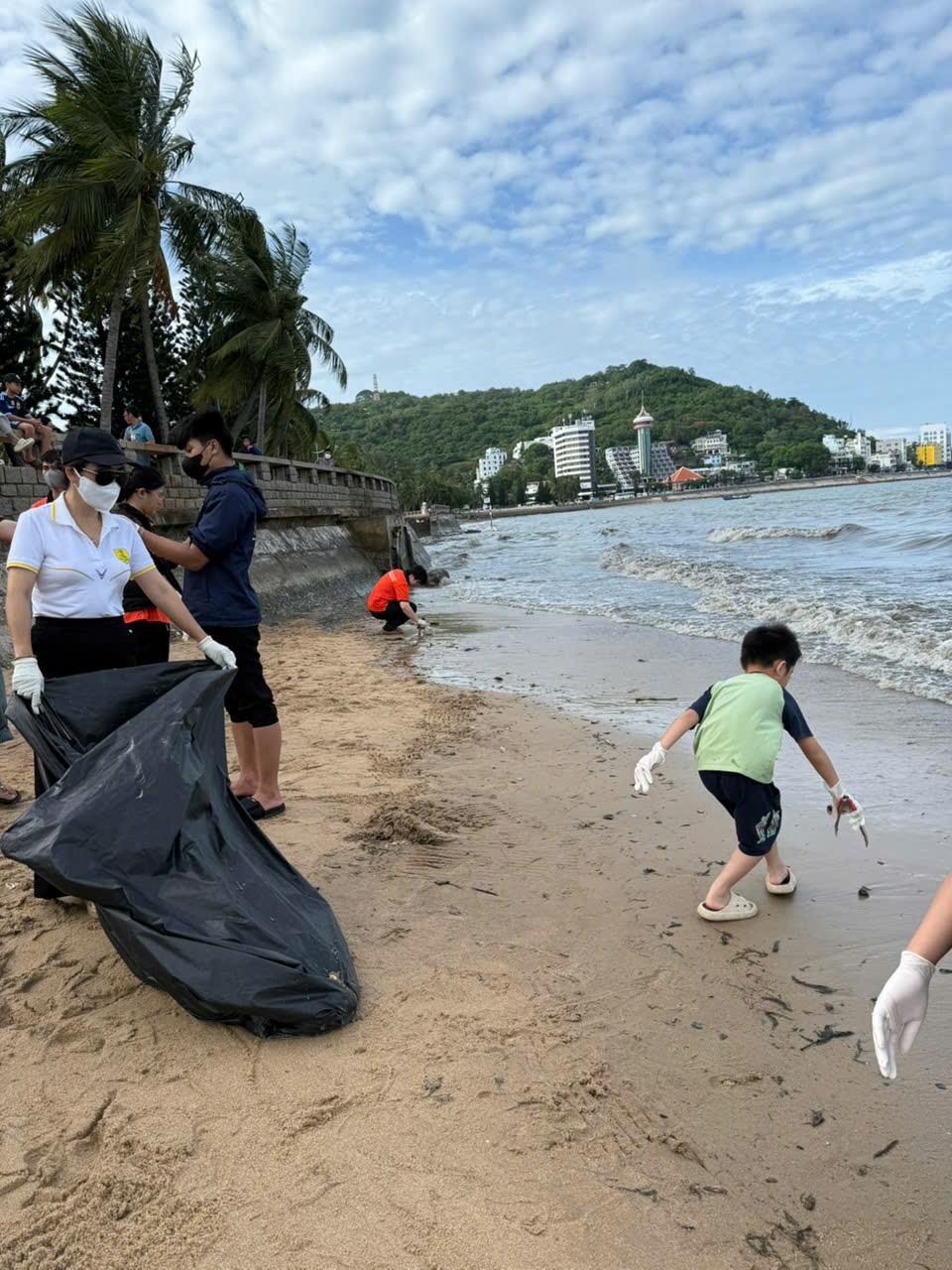 img_1749348250308_1749350680942