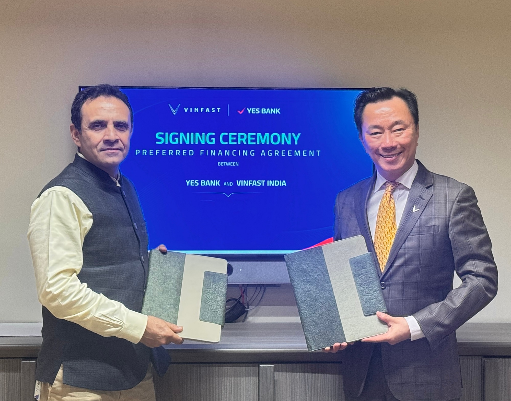 df2f508d-vinfastyesbank